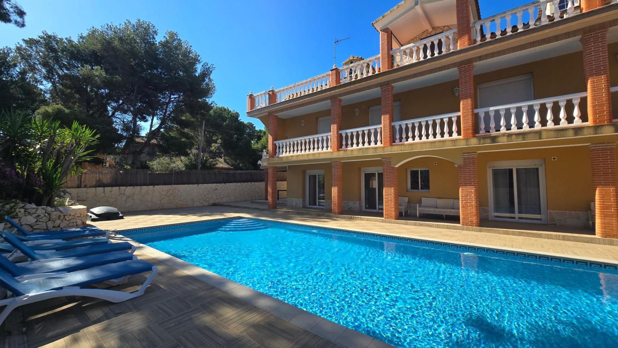 Irena Villa